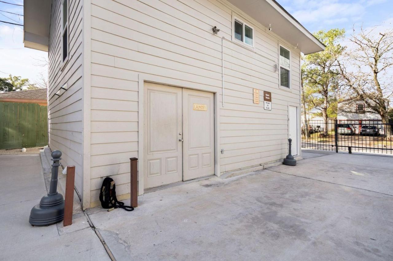 Apartament East Downtown Mico-Luxe Container Living Pod #8 Houston Zewnętrze zdjęcie